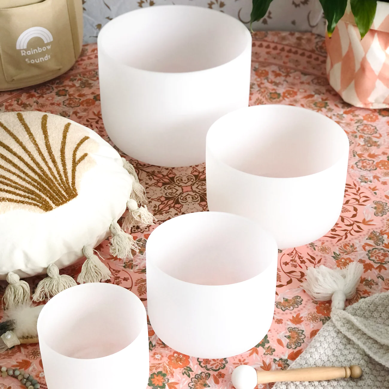 Set Of 4 White Crystal Singing Bowls