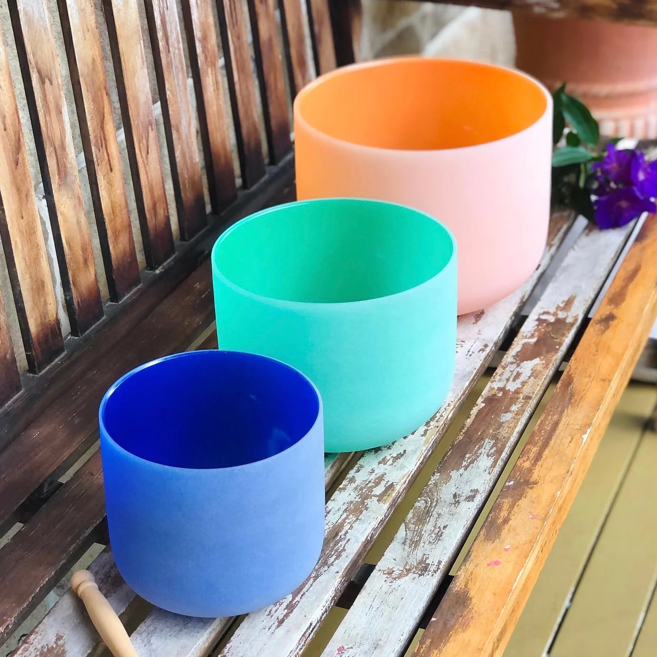 Set Of 3 Coloured Crystal Singing Bowls