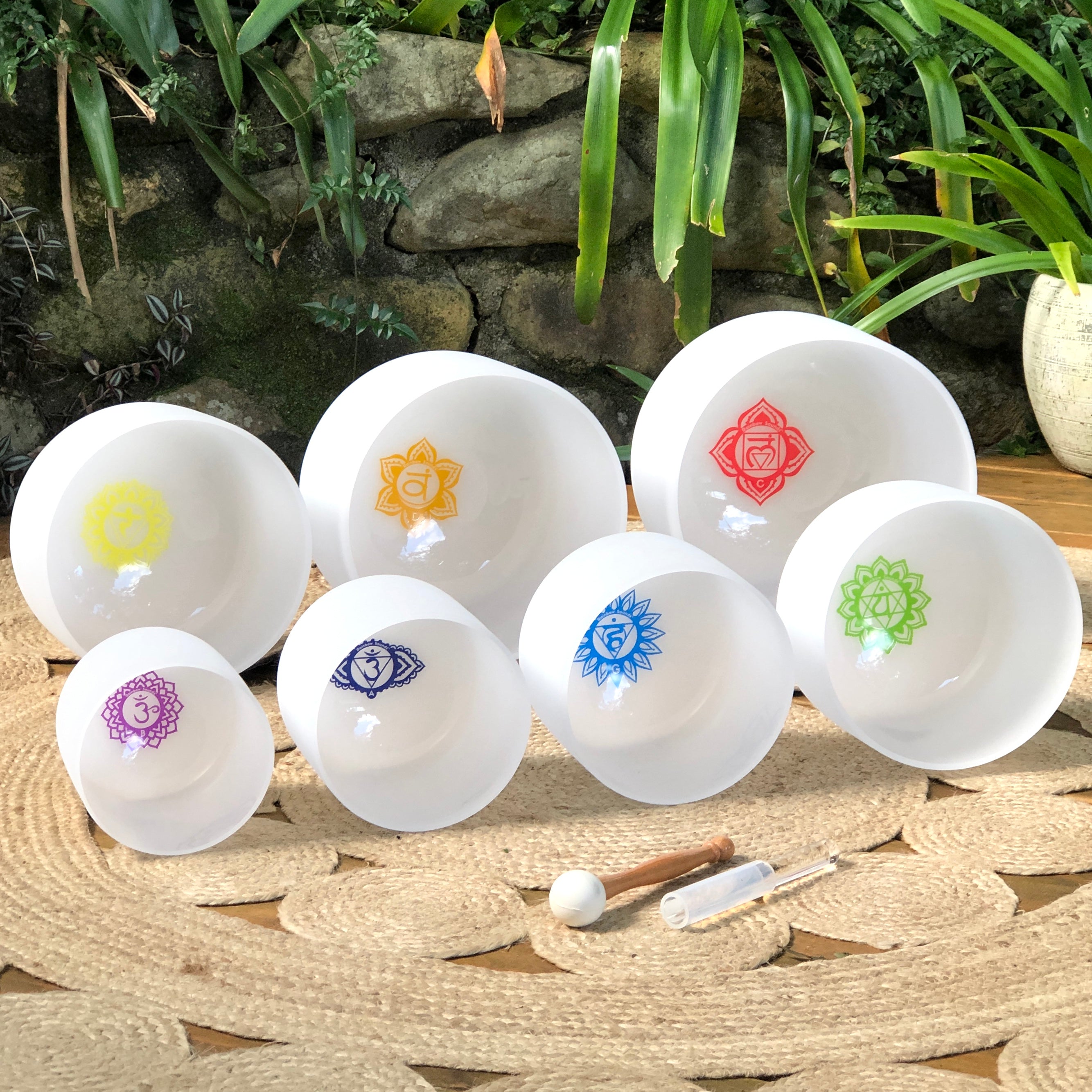 Set Of 7 White Crystal Singing Bowls For Chakras