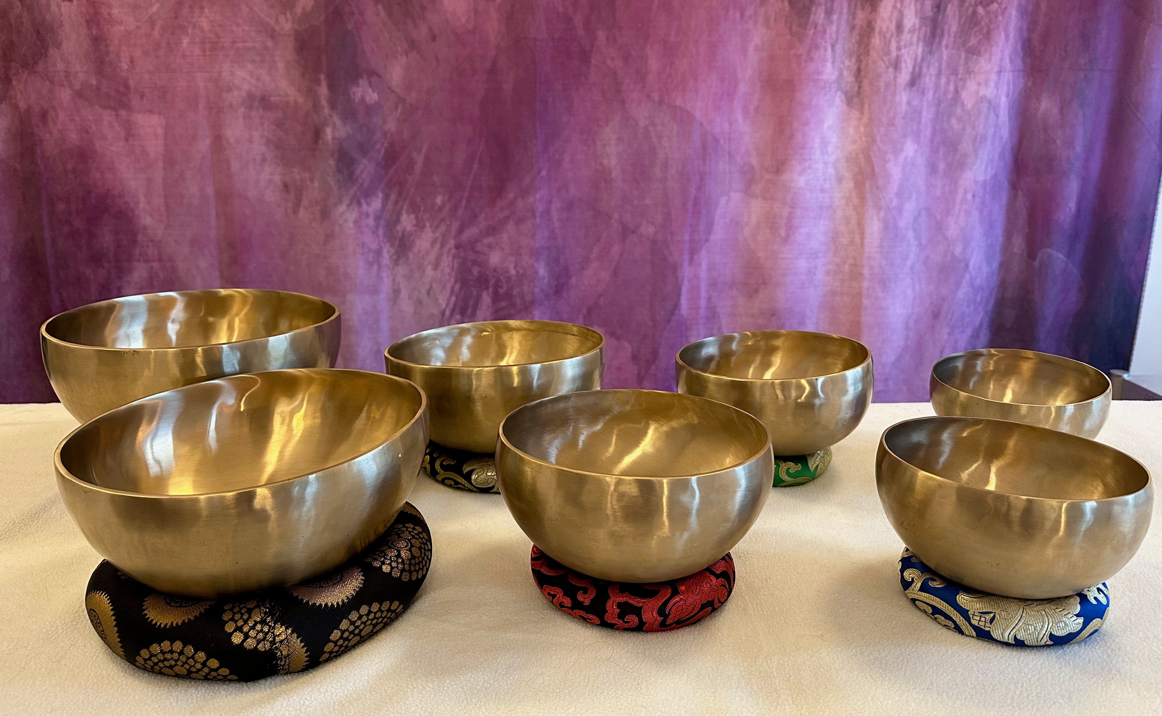 Chakra Set Of Tibetan Bowls Deluxe (3rd Octave Set)