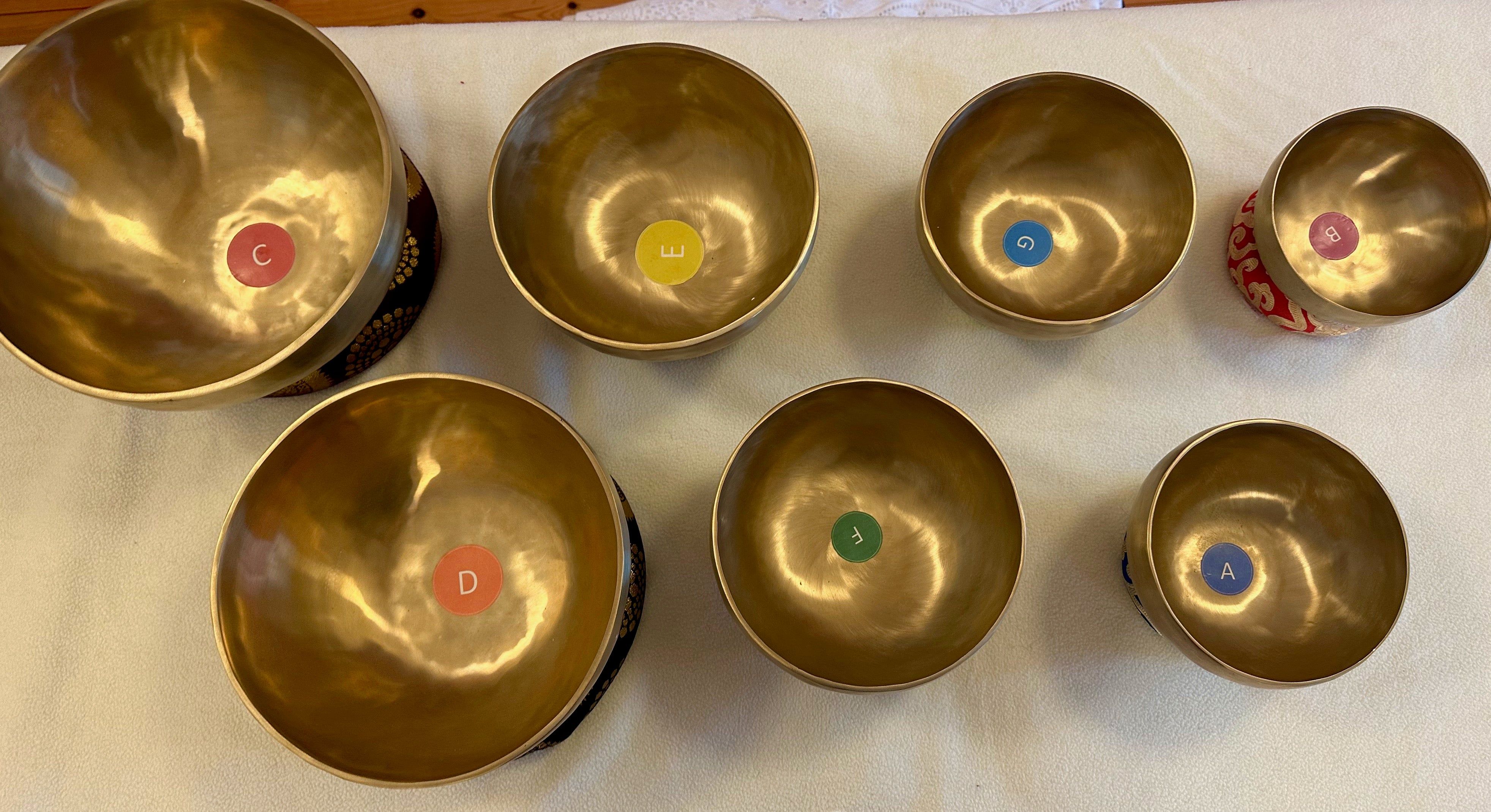 Chakra Set Of Tibetan Bowls Deluxe (3rd Octave Set)