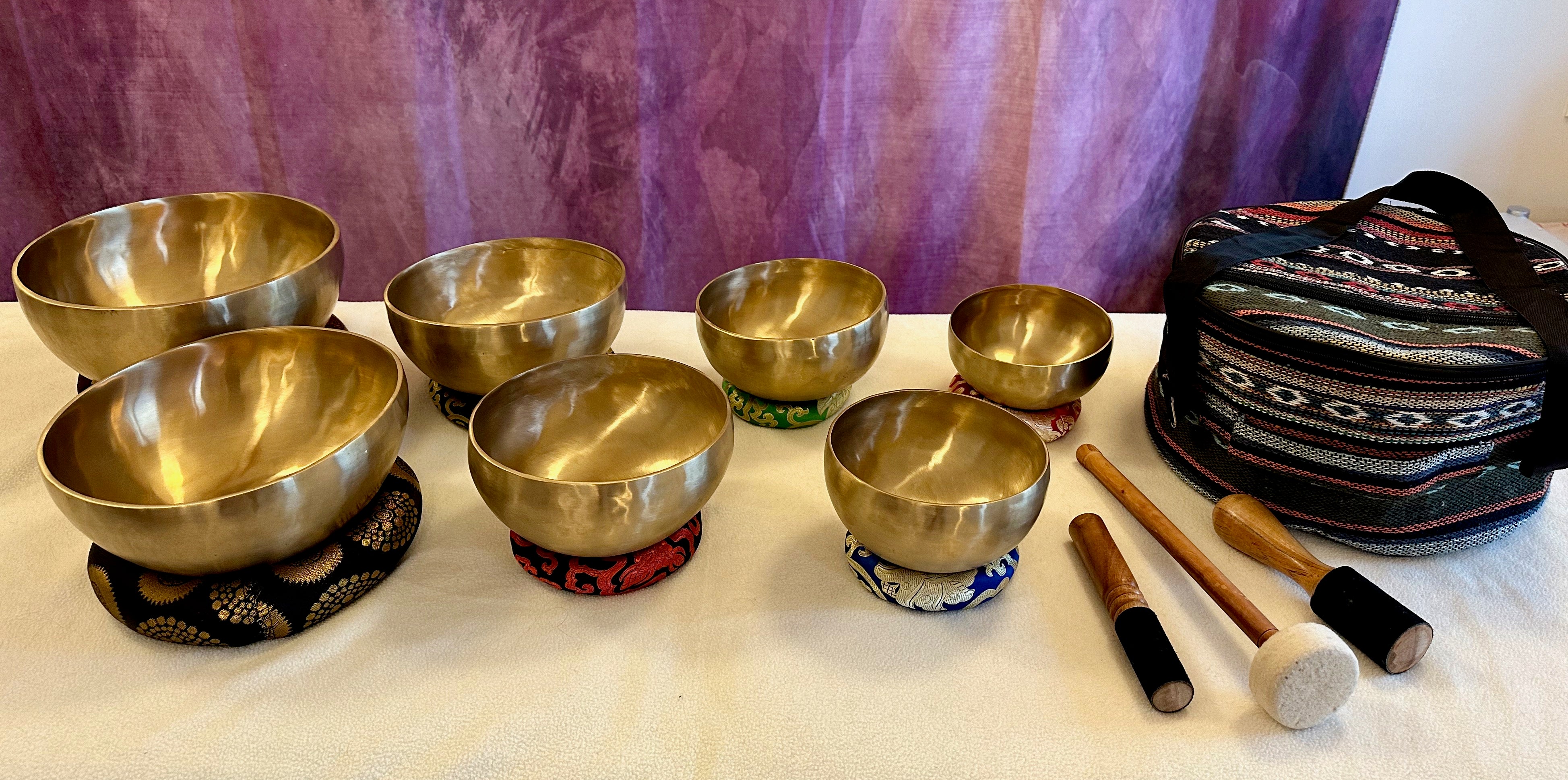 Chakra Set Of Tibetan Bowls Deluxe (3rd Octave Set)